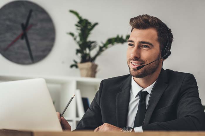 call center agent making an outbound call